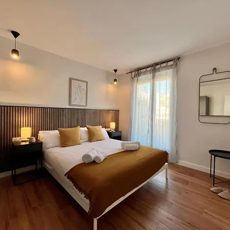 Ola Living Sant Antoni Market برشلونة