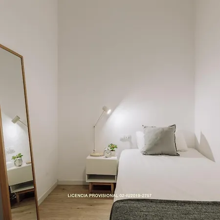 Ola Living Sant Antoni Market Apartment Barcelona