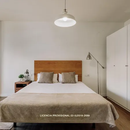 Ola Living Sant Antoni Market * Barcelona