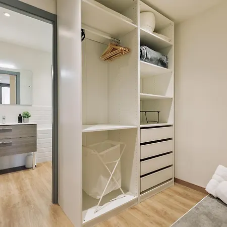 Ola Living Sant Antoni Market Apartment